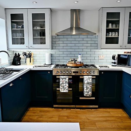 Porthmadog, Sleeps 11, 5 Bedrooms, 5 Bathrooms, Mountain Views Exterior foto